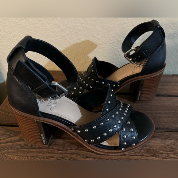 Vince Camuto Keresha Black Leather Studded Open Toe Sandals Pristine Size 7 - Picture 6 of 14